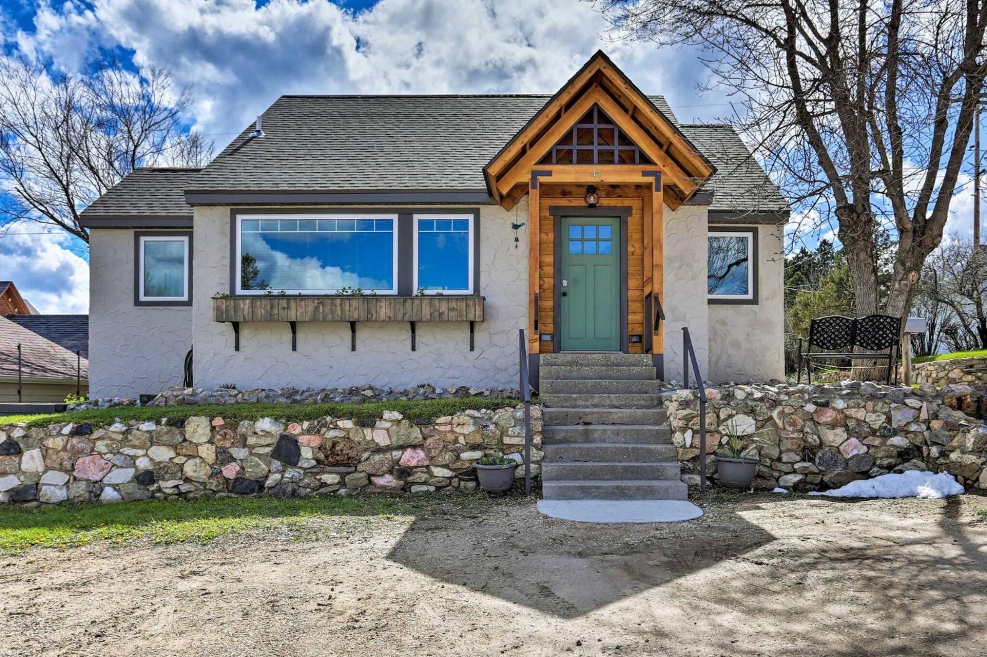 Cozy Custer Cottage W Deck: Walk To Shops Food Exterior foto